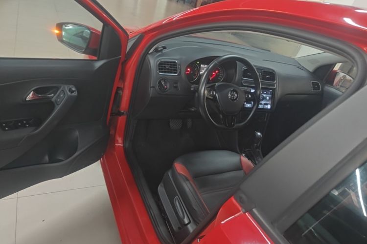 Volkswagen Polo 2016 #16 Volkswagen Polo 2016 car image #16