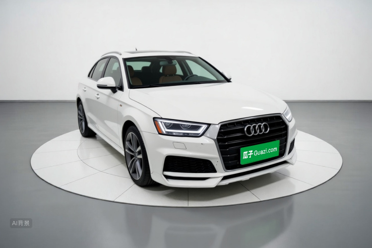 Audi Q3 2019 car image #4