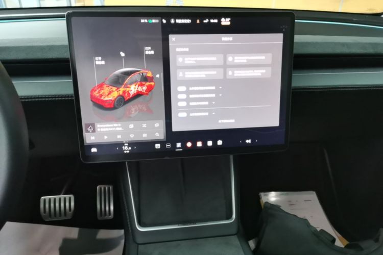 Tesla Model Y 2025 #13 Tesla Model Y 2025 immagine di auto #13