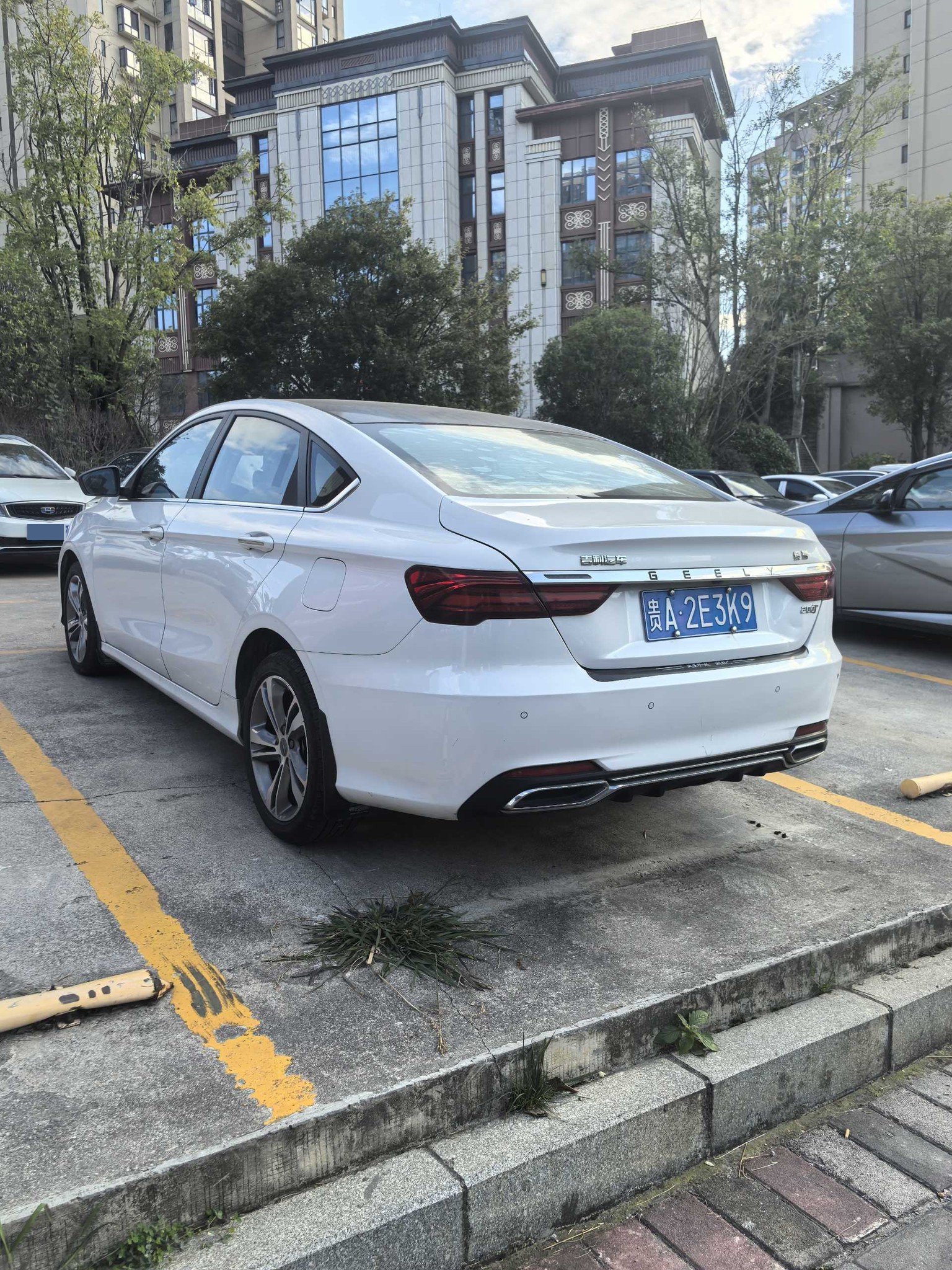 GEELY Binray 2020 #3 GEELY Binray 2020 изображение автомобиля #3