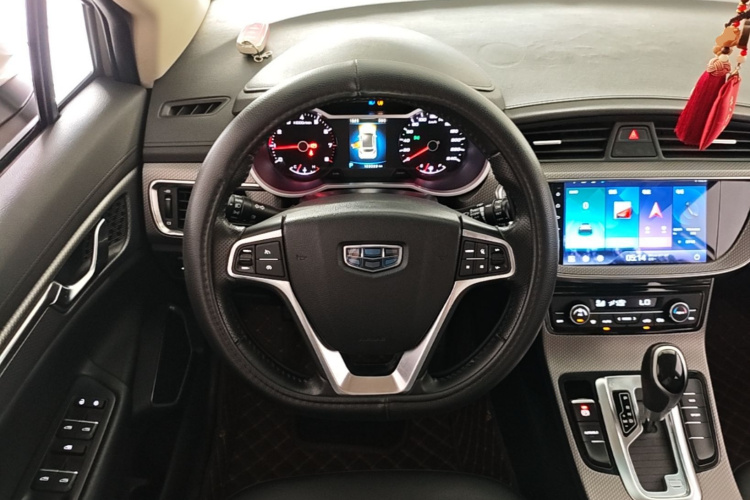 GEELY Emgrand GS 2018 car image #11