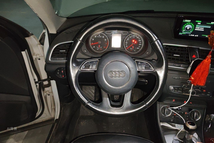 Audi Q3 2017 immagine di auto #12