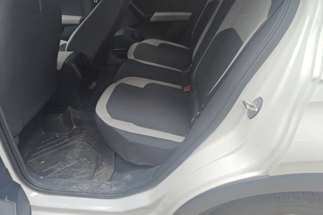 Volkswagen Tharu 2025 car image #19