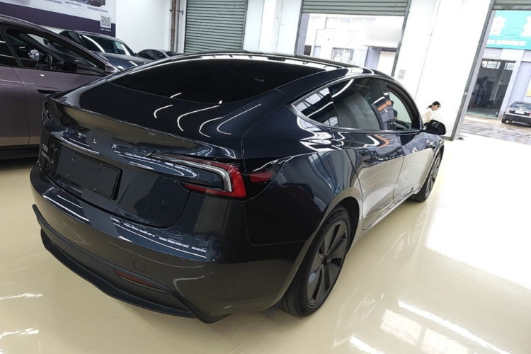 Tesla Model 3 2024 #7 Tesla Model 3 2024 car image #7