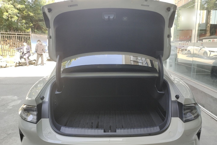 MI SU7 2024 #25 MI SU7 2024 imagen de coche #25