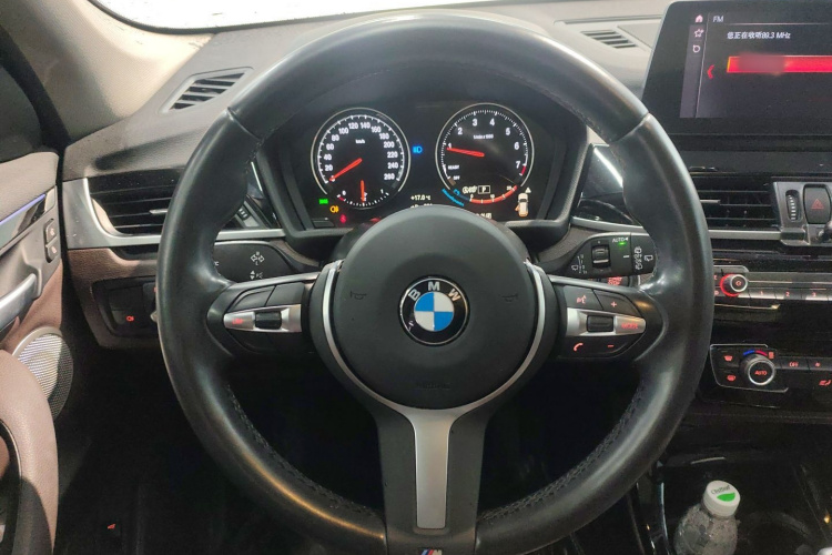 BMW X1 2021 car image #11