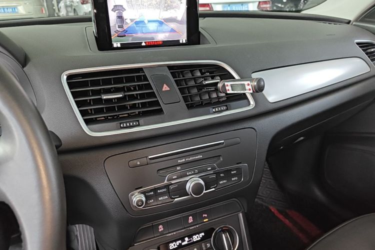Audi Q3 2018 #13 Audi Q3 2018 car image #13