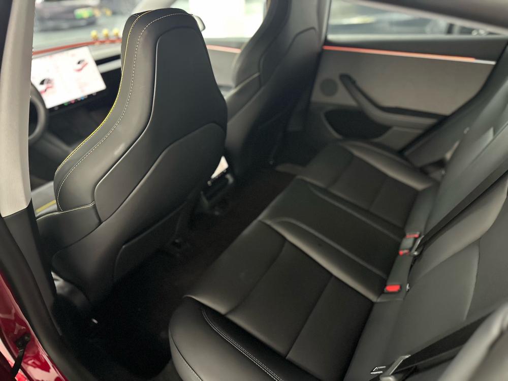 Tesla Model 3 2024 car image #9