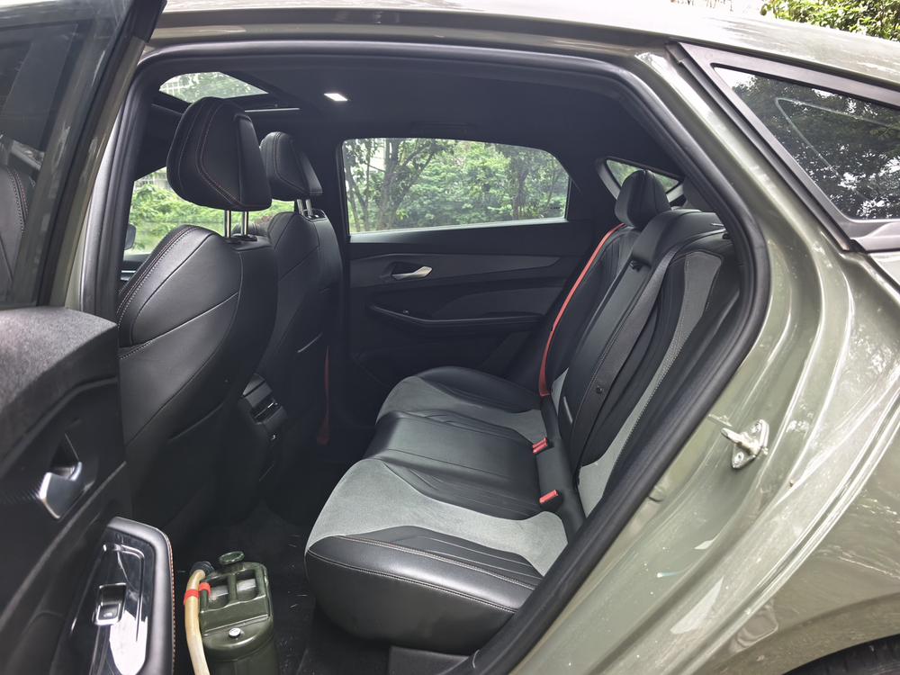 GEELY Binray 2022 immagine di auto #18
