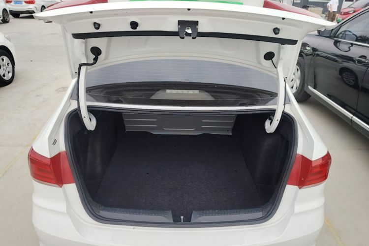 Volkswagen Santana 2020 car image #21