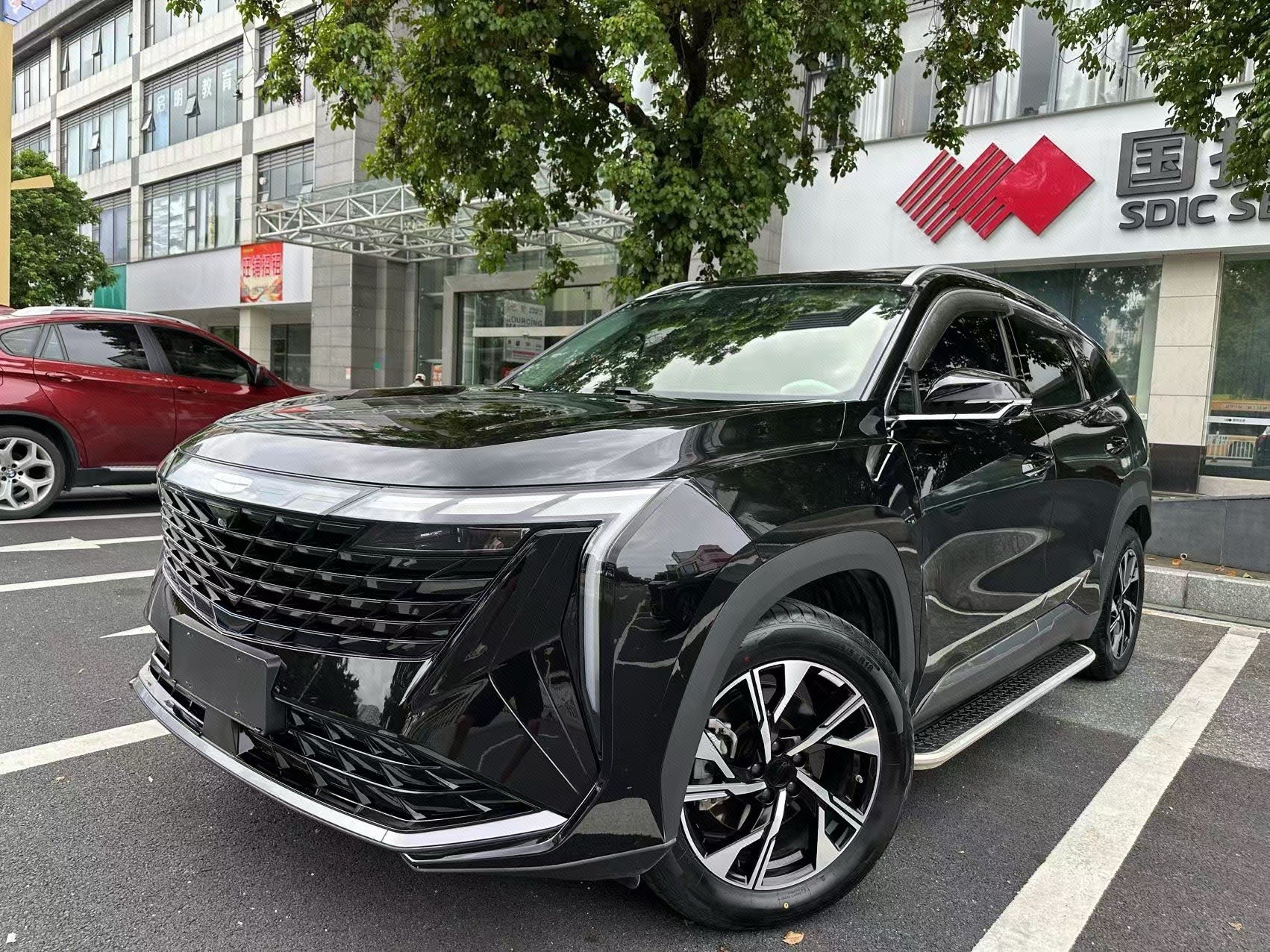 GEELY Boyue L 2025 car image 