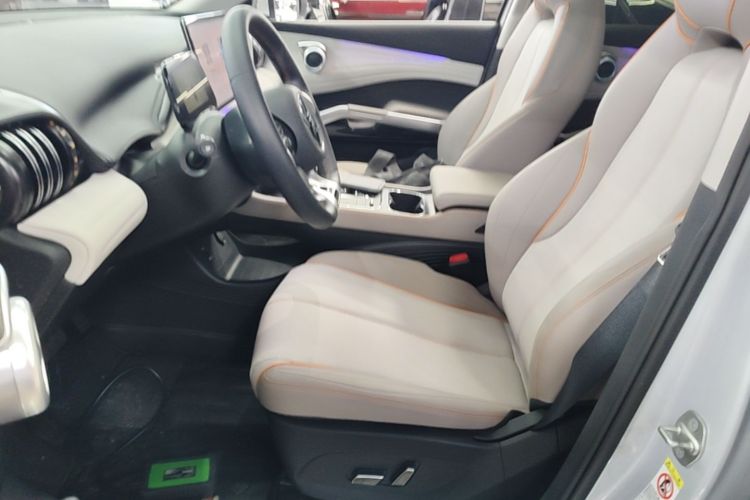BYD Yuan Plus 2023 immagine di auto #15