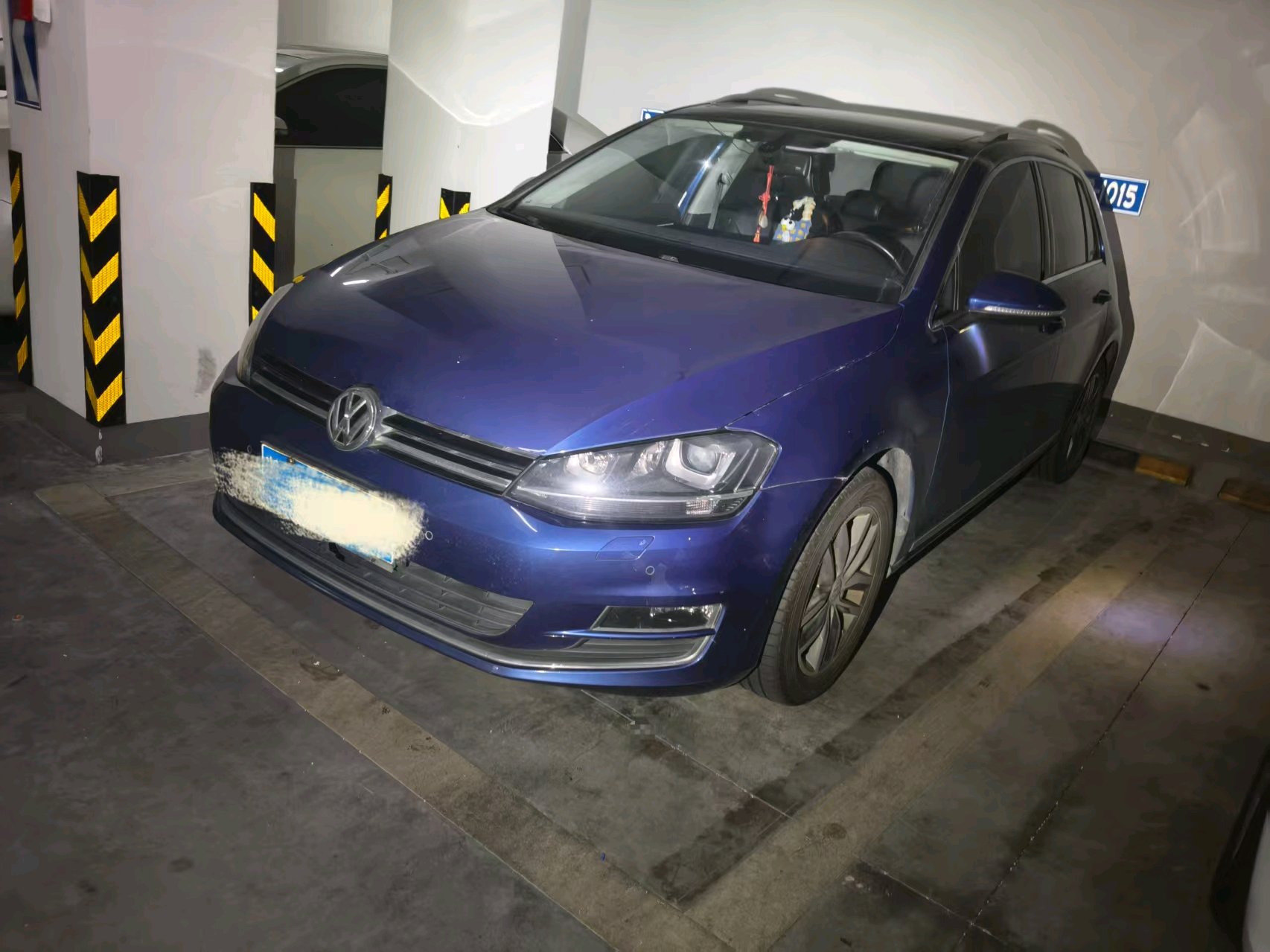 Volkswagen Golf 2015 Volkswagen Golf 2015 car image
