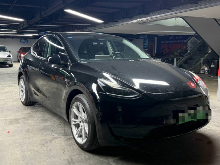 Tesla Model Y 2022 #3 Tesla Model Y 2022 car image #3