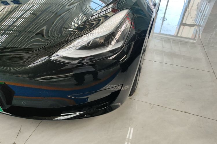 Tesla Model 3 2022 car image #23