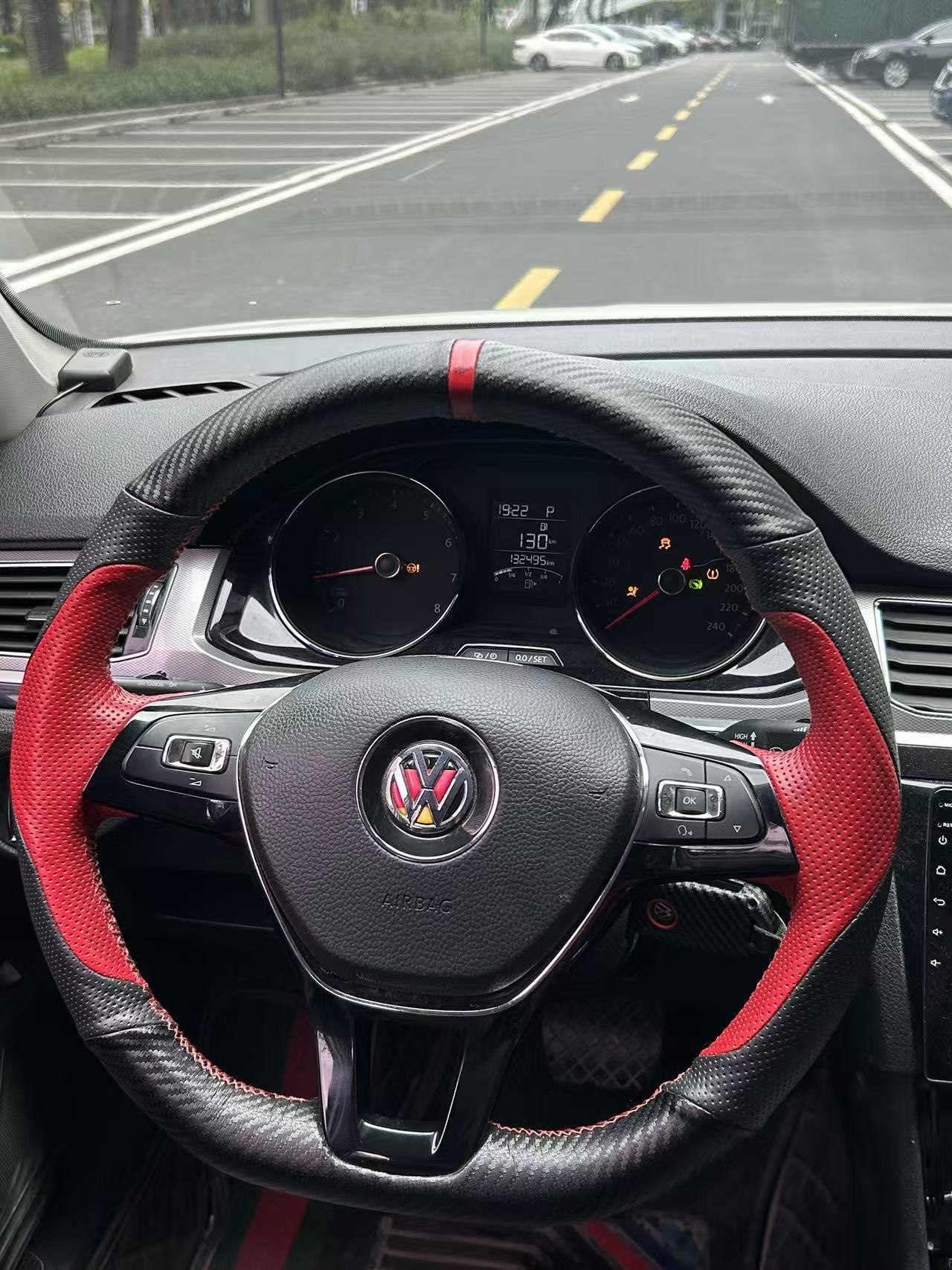 Volkswagen Bora 2018 car image #4