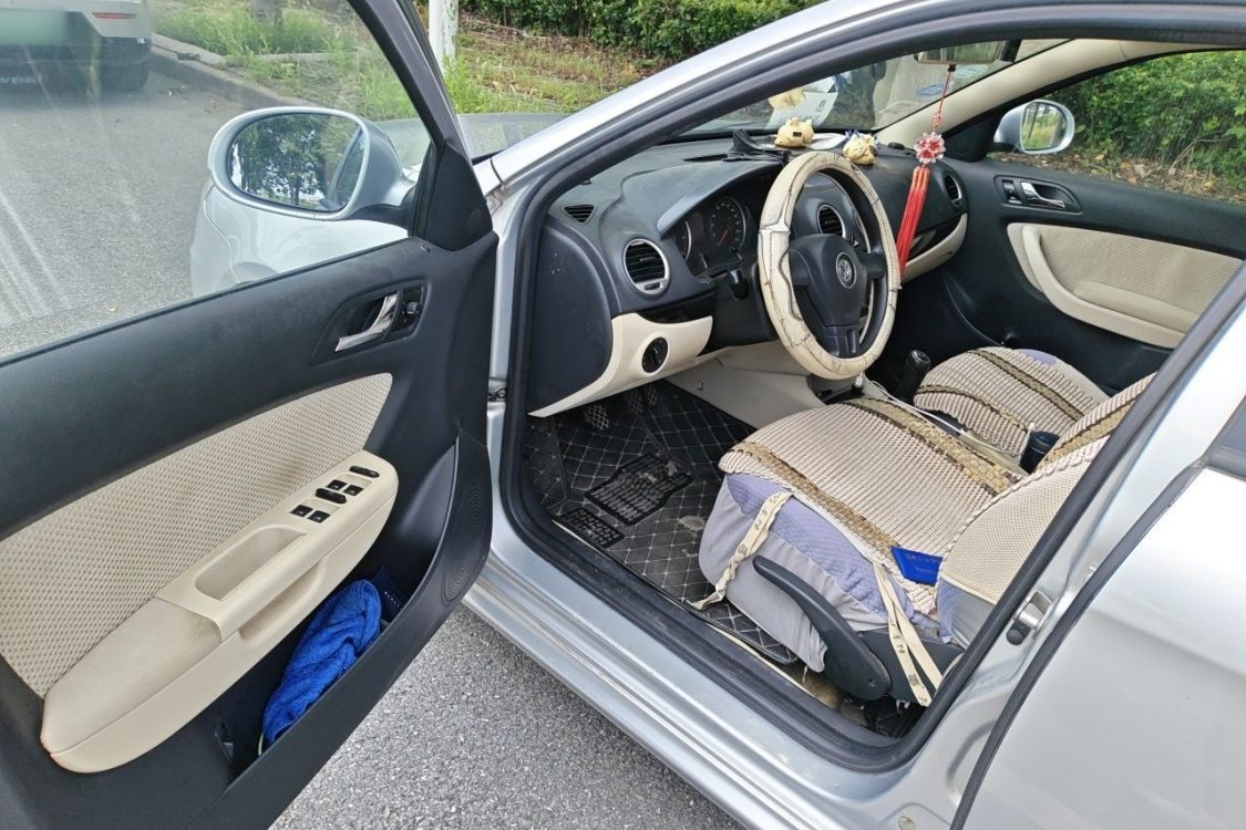 Volkswagen Lavida 2012 imagen de coche #23