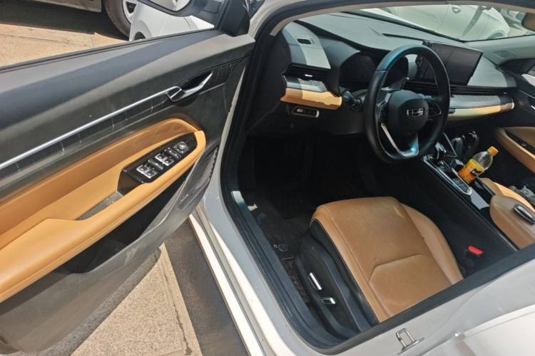 GEELY Emgrand L HiP 2024 car image #16