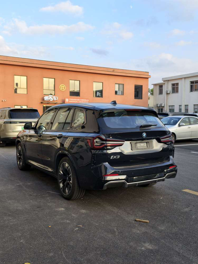 BMW iX3 2021 #8 BMW iX3 2021 immagine di auto #8