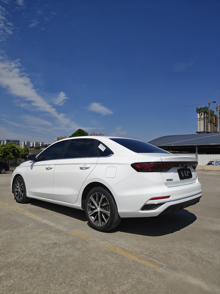 GEELY Emgrand 2024 car image #2