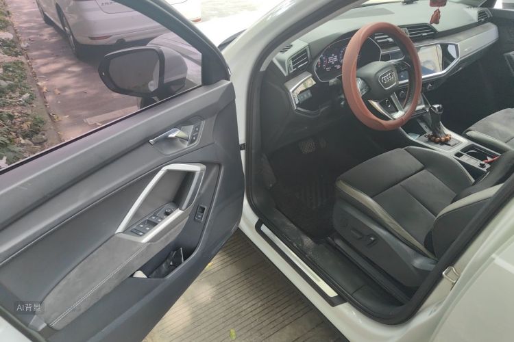 Audi Q3 2019 #18 Audi Q3 2019 car image #18