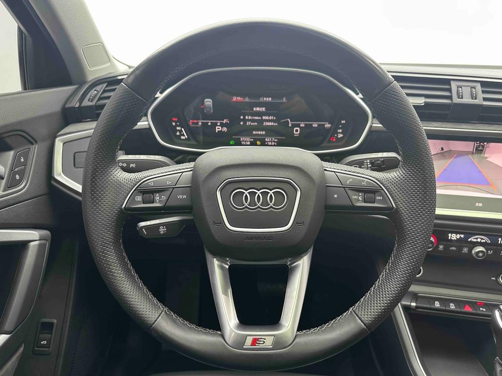 Audi Q3 Sportback 2022 car image #16