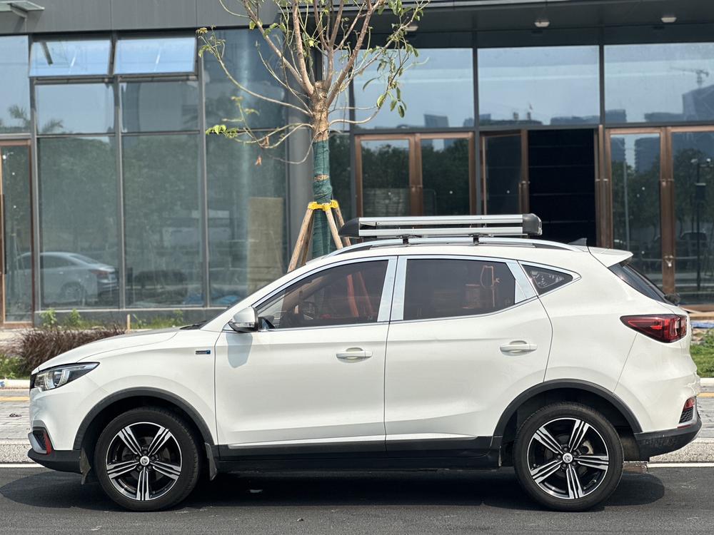 MG ZS 2017 #4 MG ZS 2017 car image #4