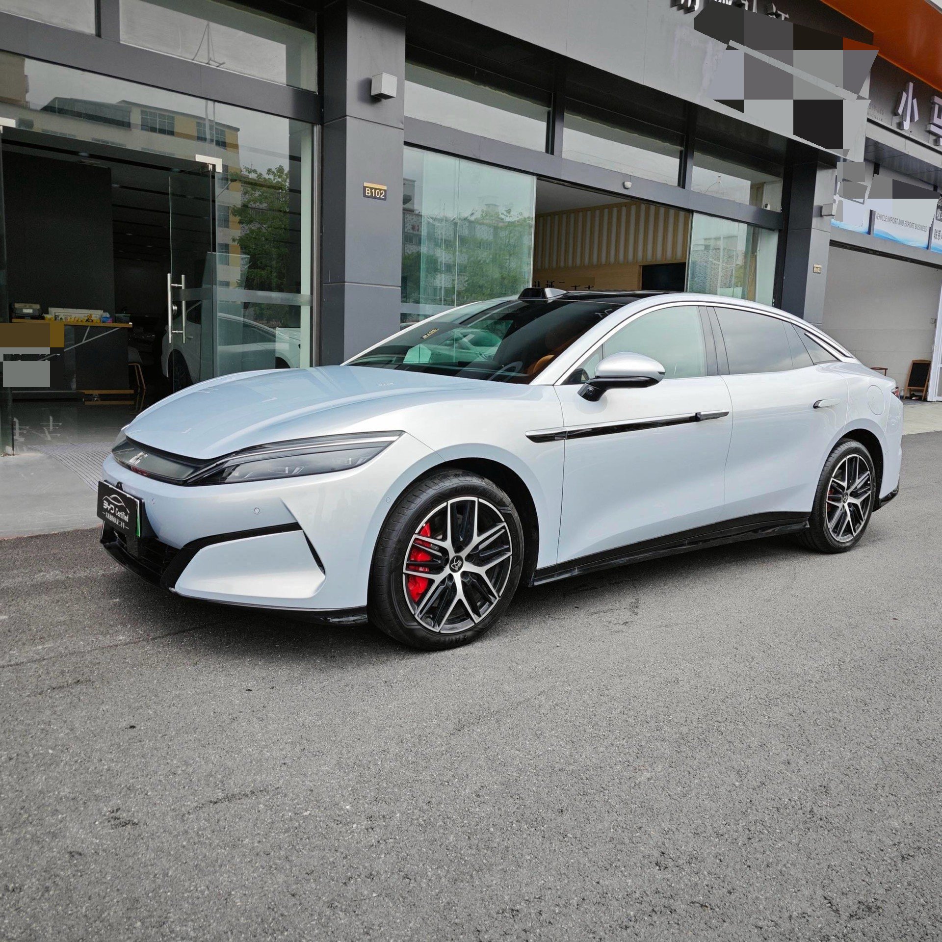 BYD HanL 2025 car image 