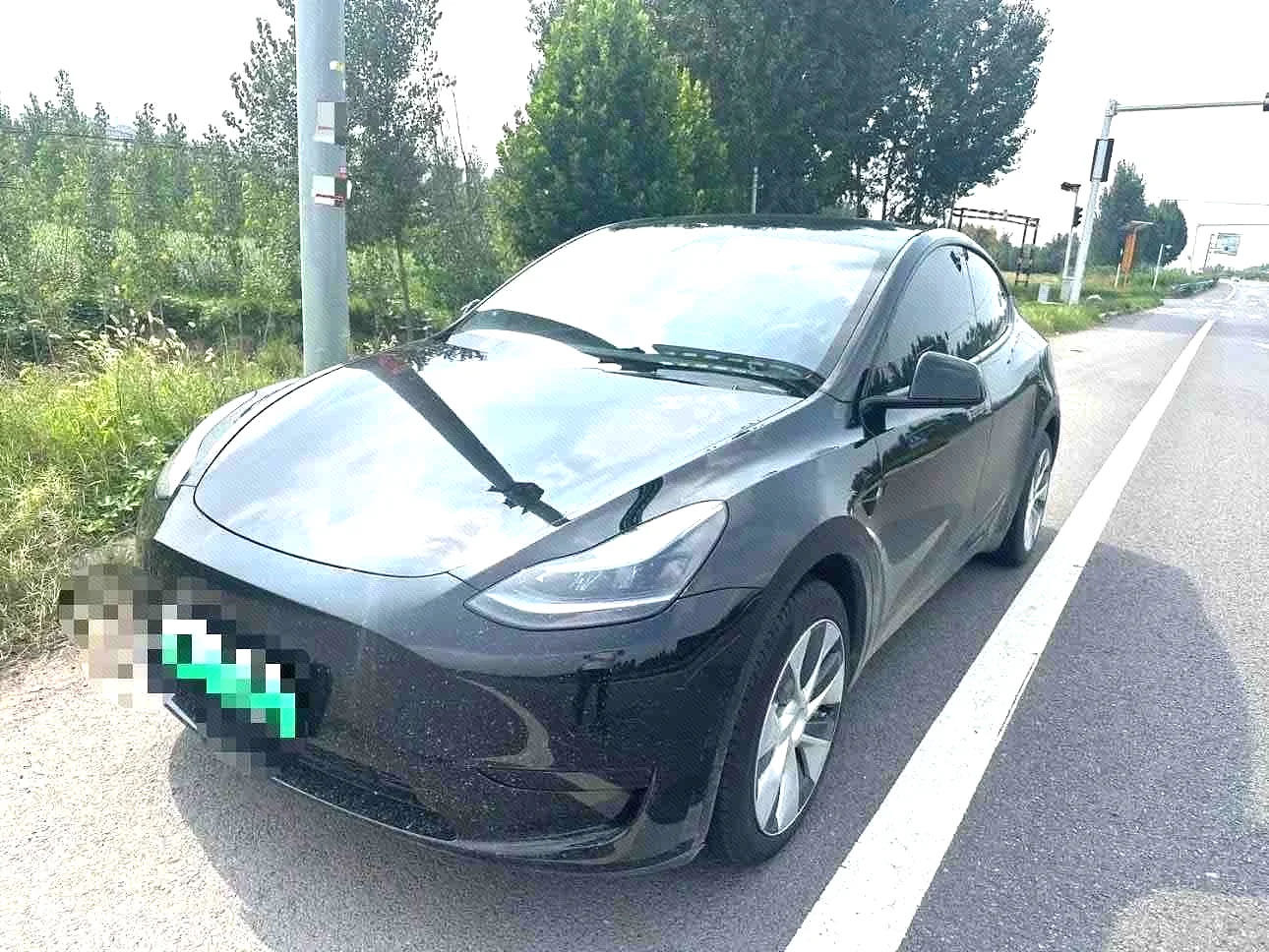Tesla Model Y 2022 car image 