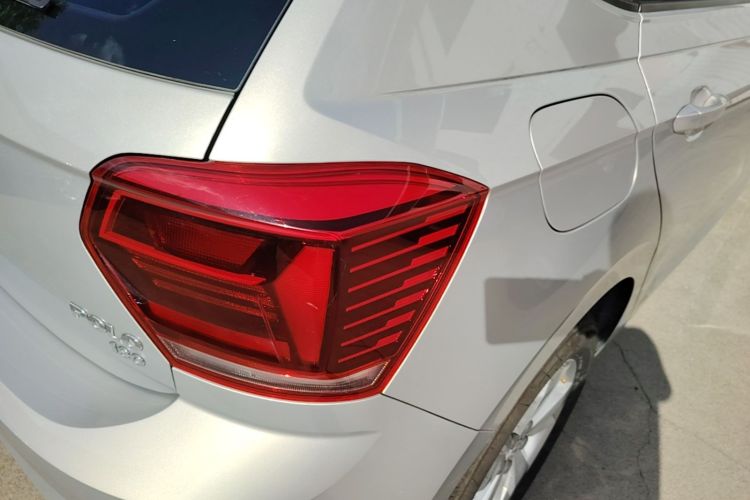 Volkswagen Polo 2020 car image #8