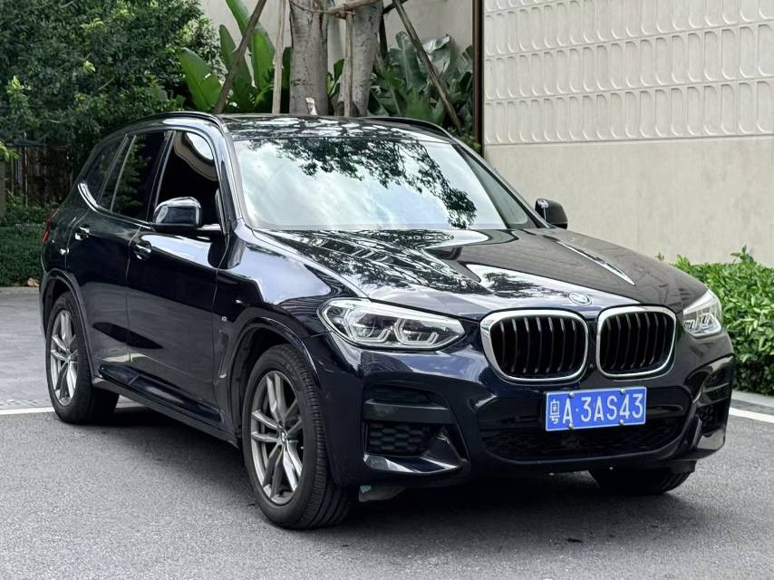 BMW X3 2021 car image #2