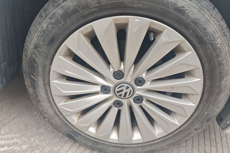 Volkswagen Lavida 2019 #6 Volkswagen Lavida 2019 car image #6
