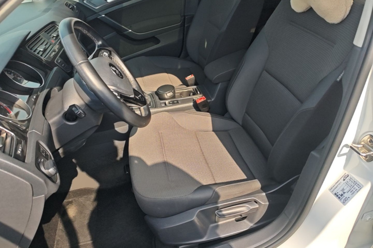 Volkswagen Golf 2017 #15 Volkswagen Golf 2017 car image #15