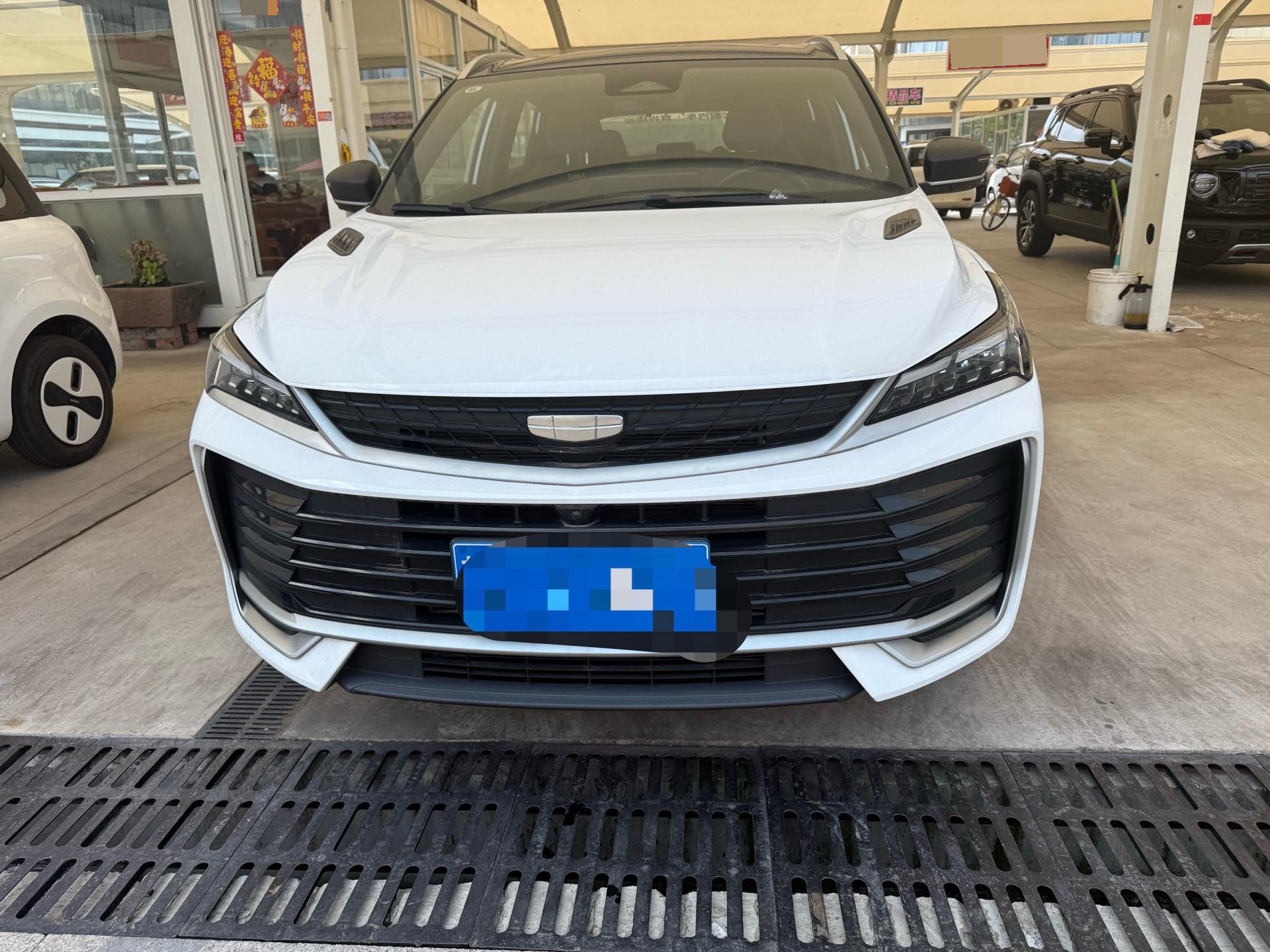 GEELY Coolray 2024 image de voiture #2