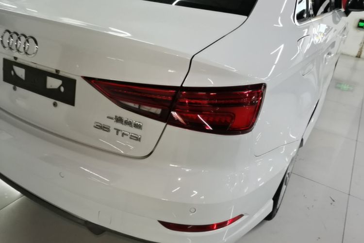 Audi A3 2018 car image #8