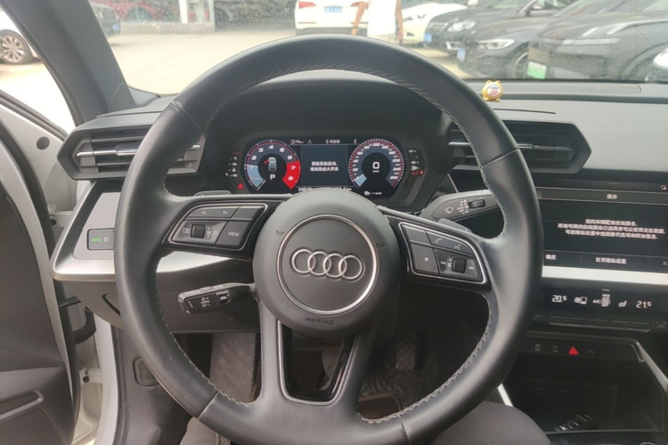Audi A3 2022 imagen de coche #11