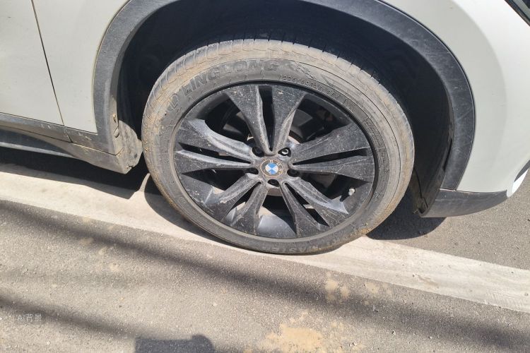 BMW X1 2019 car image #9