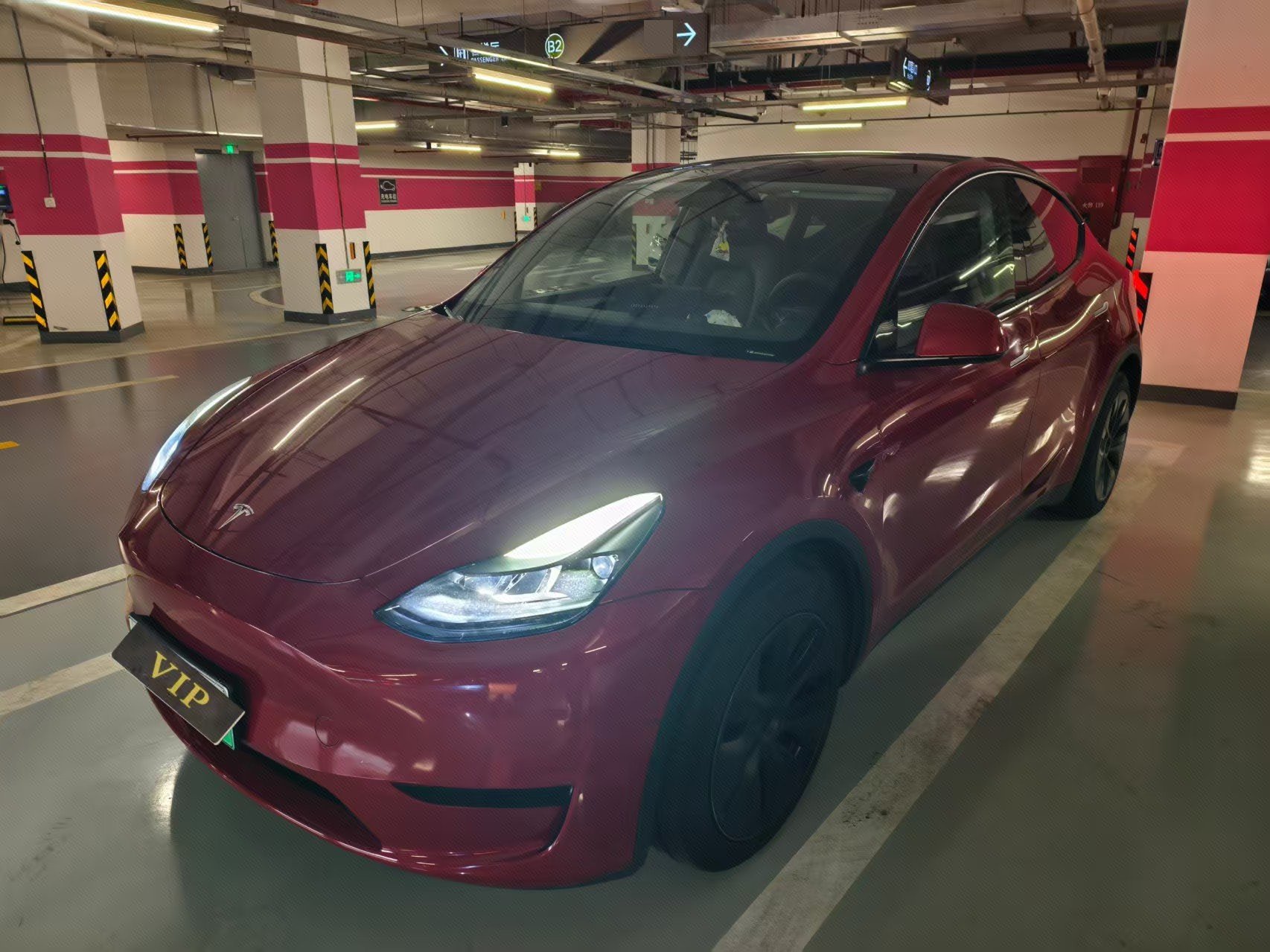 Tesla Model Y 2023 Tesla Model Y 2023 car image