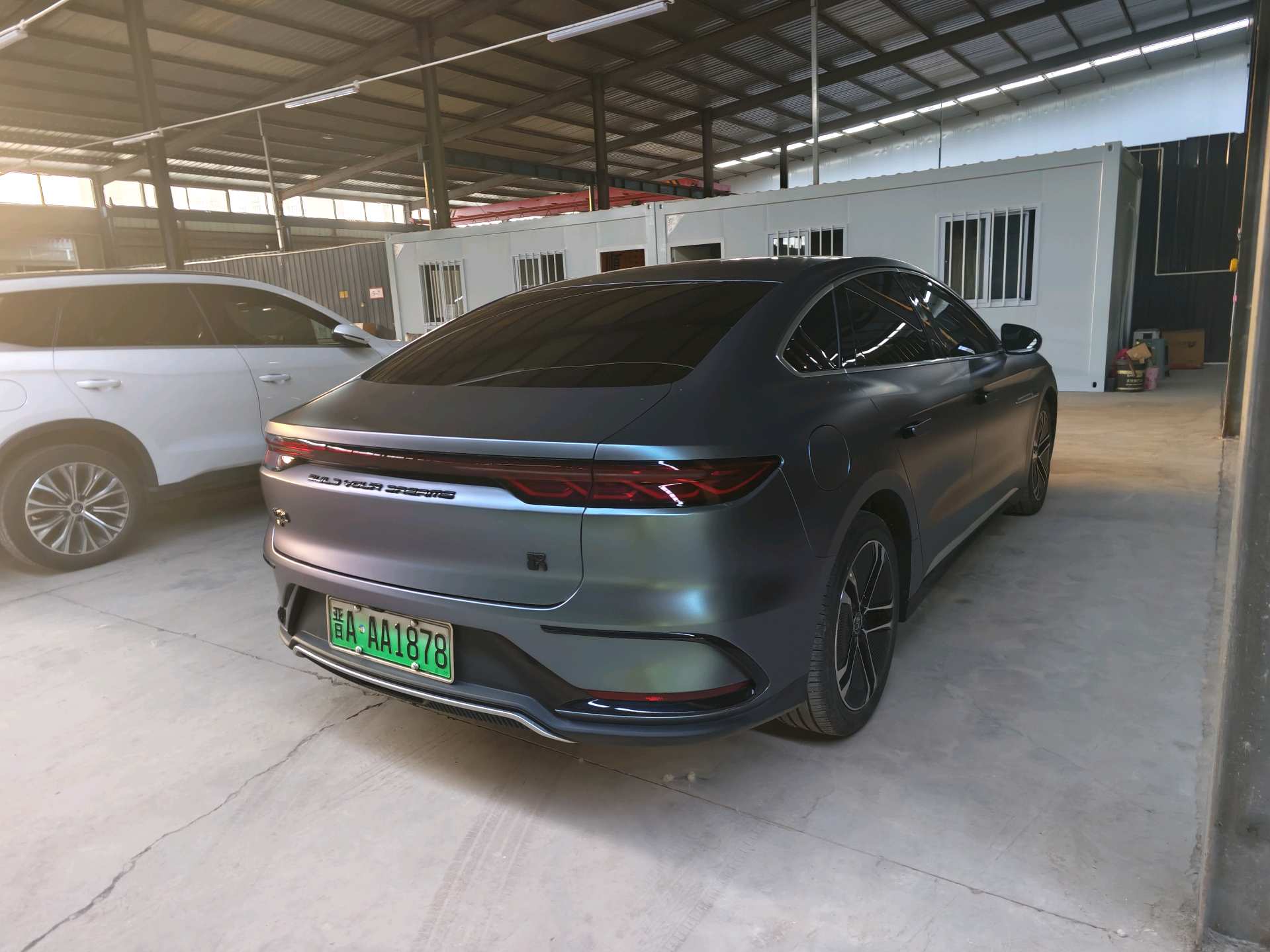 BYD Han 2024 car image #3