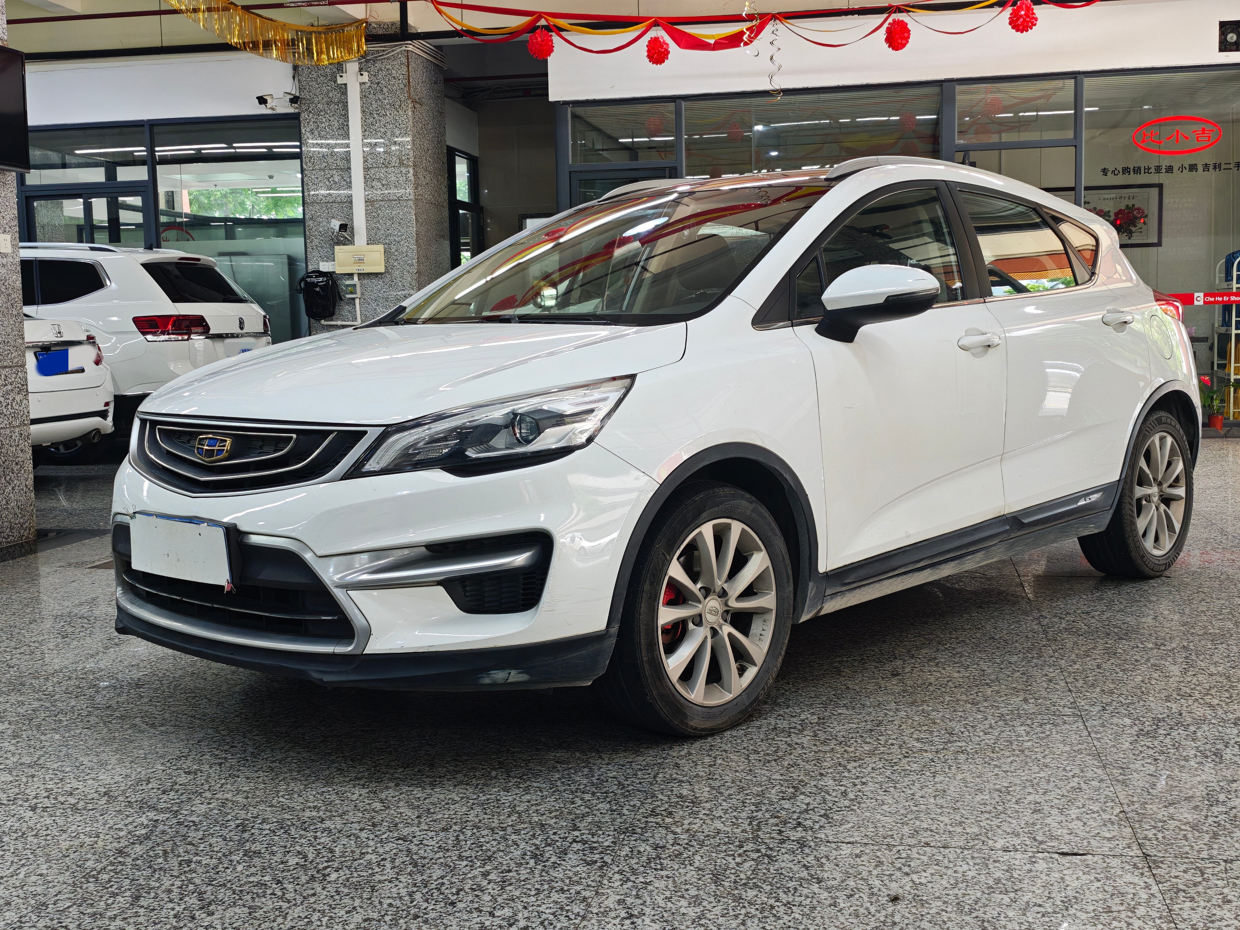 GEELY Emgrand GS 2018 GEELY Emgrand GS 2018 صورة سيارة