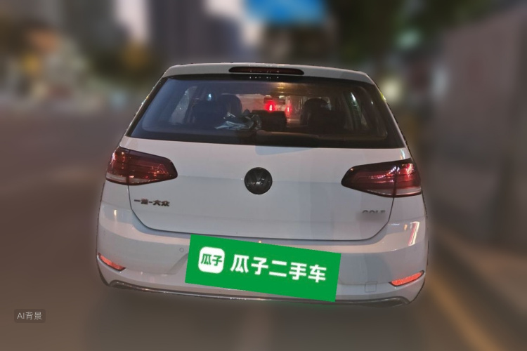 Volkswagen Golf 2020 car image #6