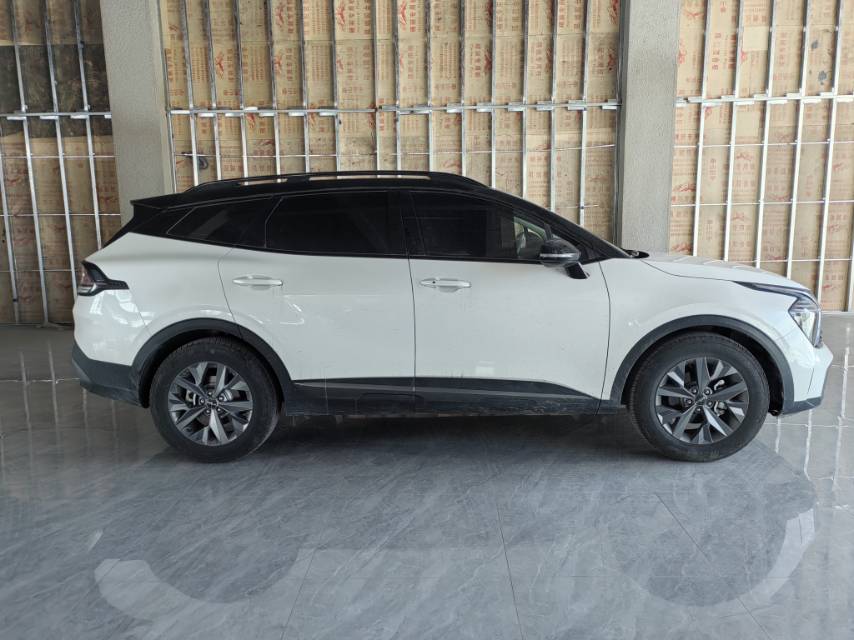 Kia Sportage 2024 immagine di auto #3