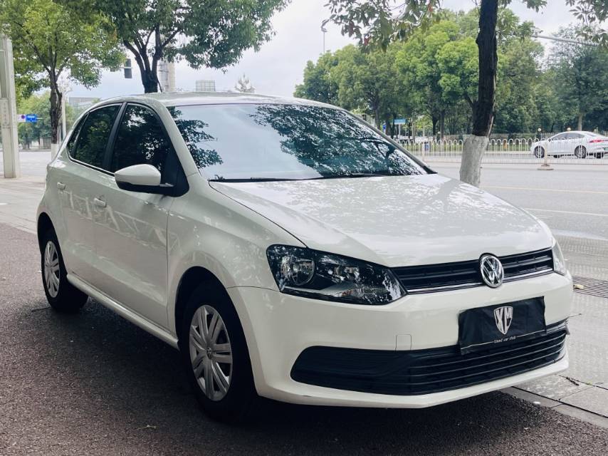 Volkswagen Polo 2017 Volkswagen Polo 2017 car image