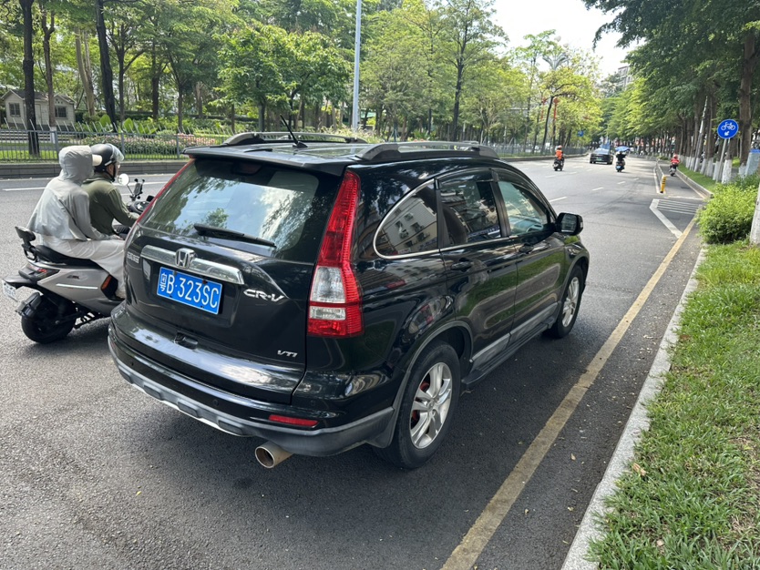 Honda CR-V 2011 car image #4