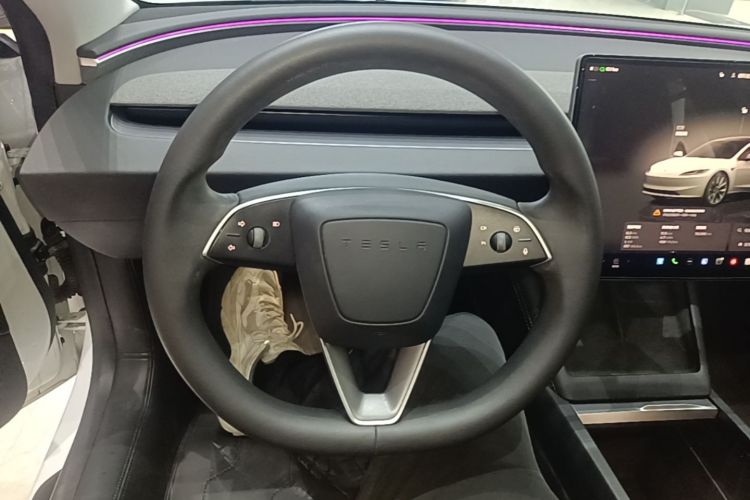 Tesla Model 3 2023 #11 Tesla Model 3 2023 car image #11