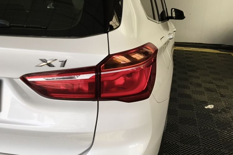BMW X1 2017 #8 BMW X1 2017 car image #8