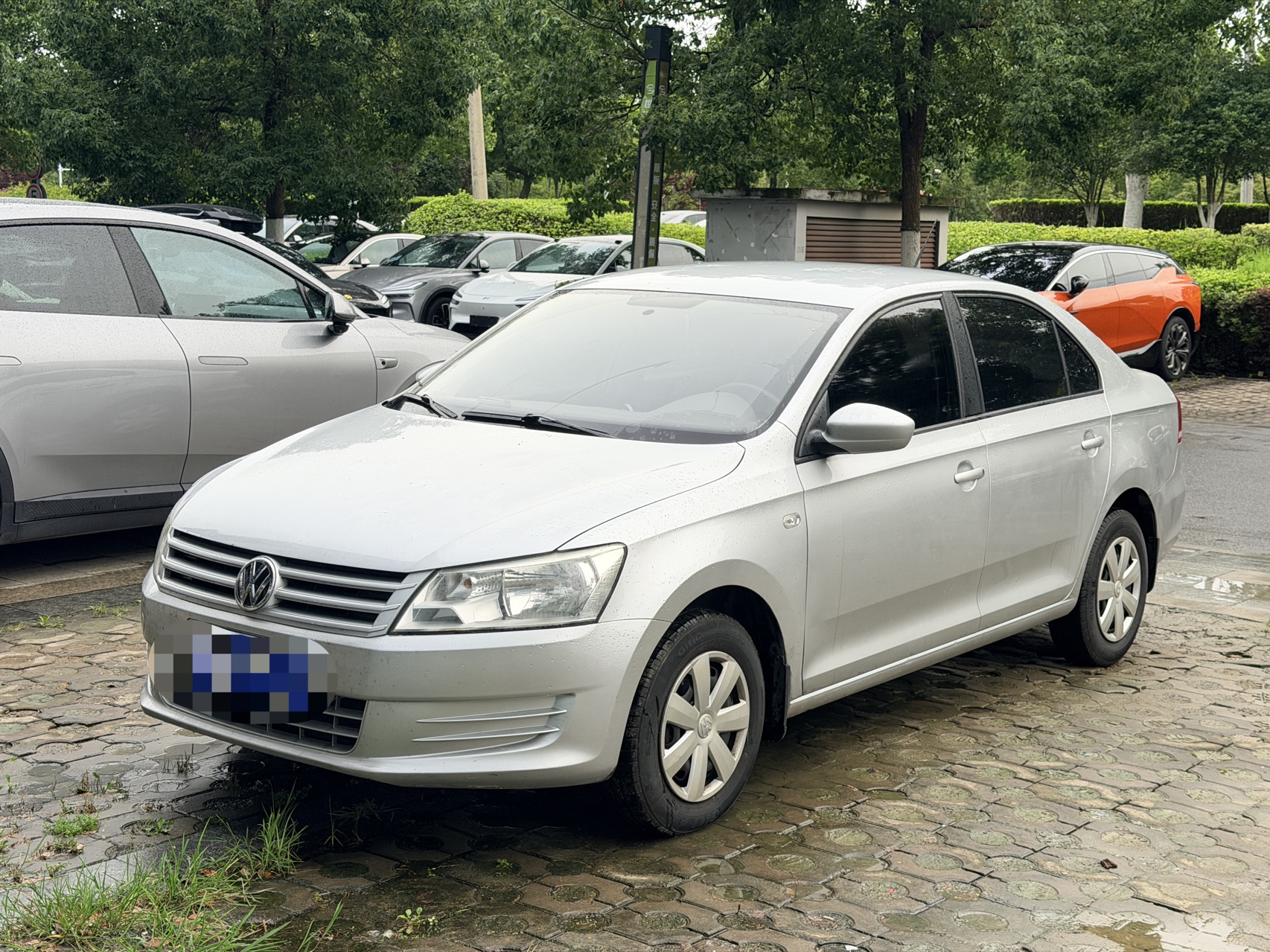 Volkswagen Santana 2013 Volkswagen Santana 2013 car image