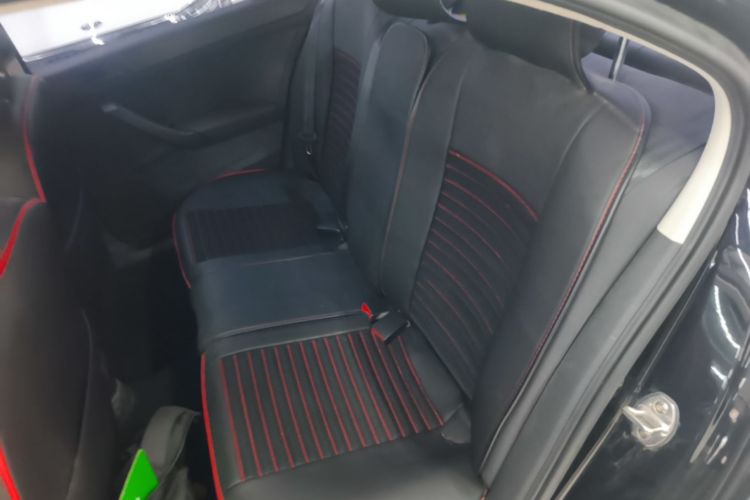 Volkswagen Santana 2018 car image #13