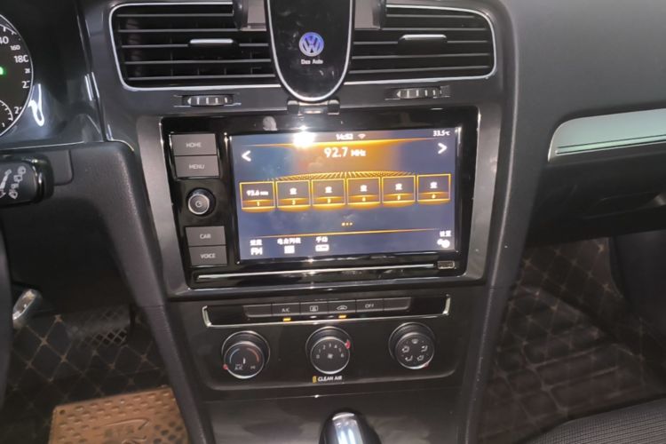 Volkswagen Golf 2020 #13 Volkswagen Golf 2020 car image #13