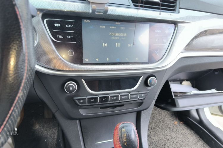 GEELY Emgrand 2017 car image #15